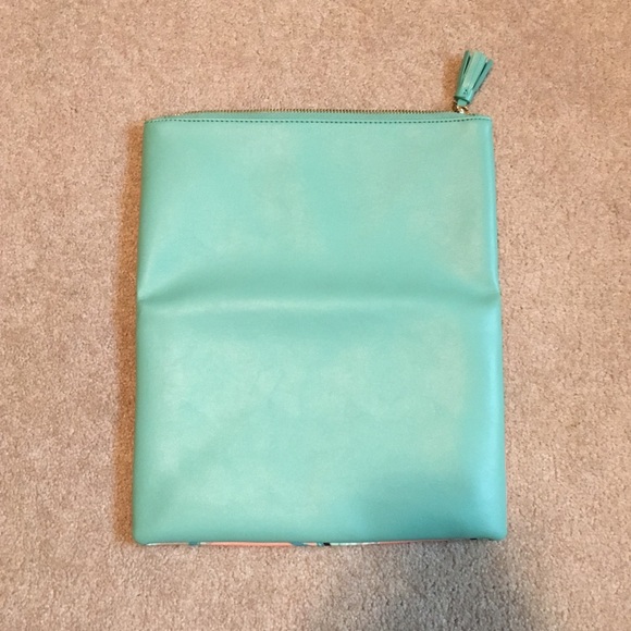 CLEARANCE!💋FINAL PRICE 🎉RACHEL PALLY clutch - Picture 5 of 8